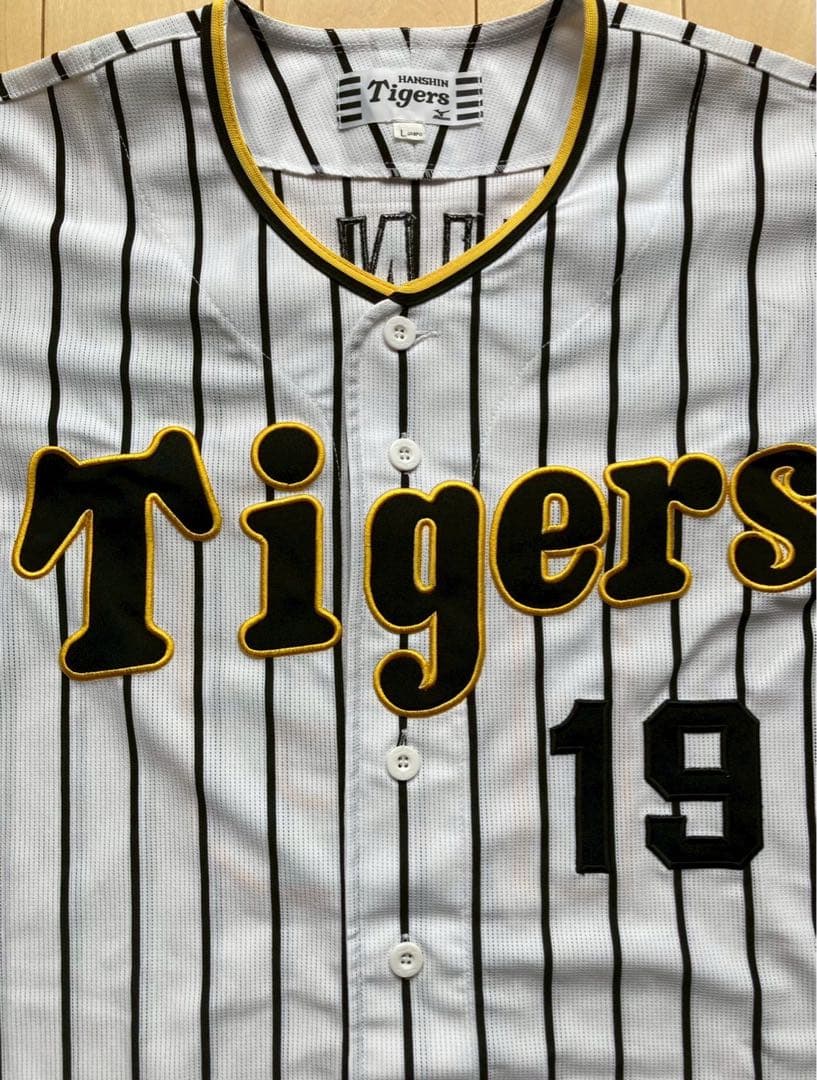 阪神タイガース　藤浪選手　復刻　ユニフォーム　輝流ライン　Lサイズ　#19