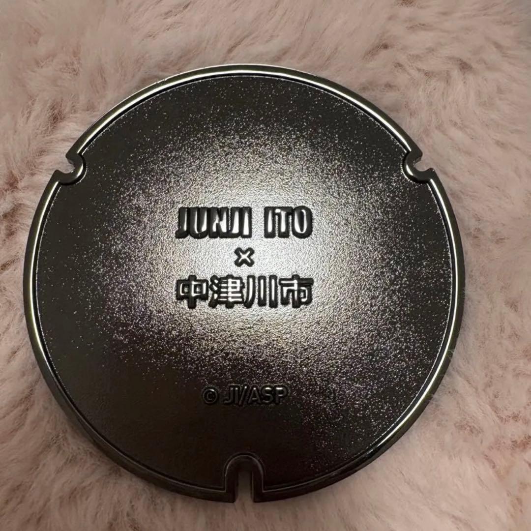 富江　ミニチュアマンホール　台座付き　伊藤潤二 中津川市