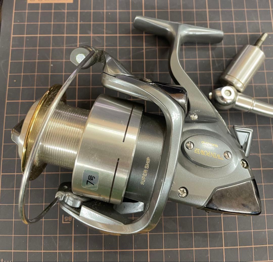 98ツインパワー　8000 替スプール付き