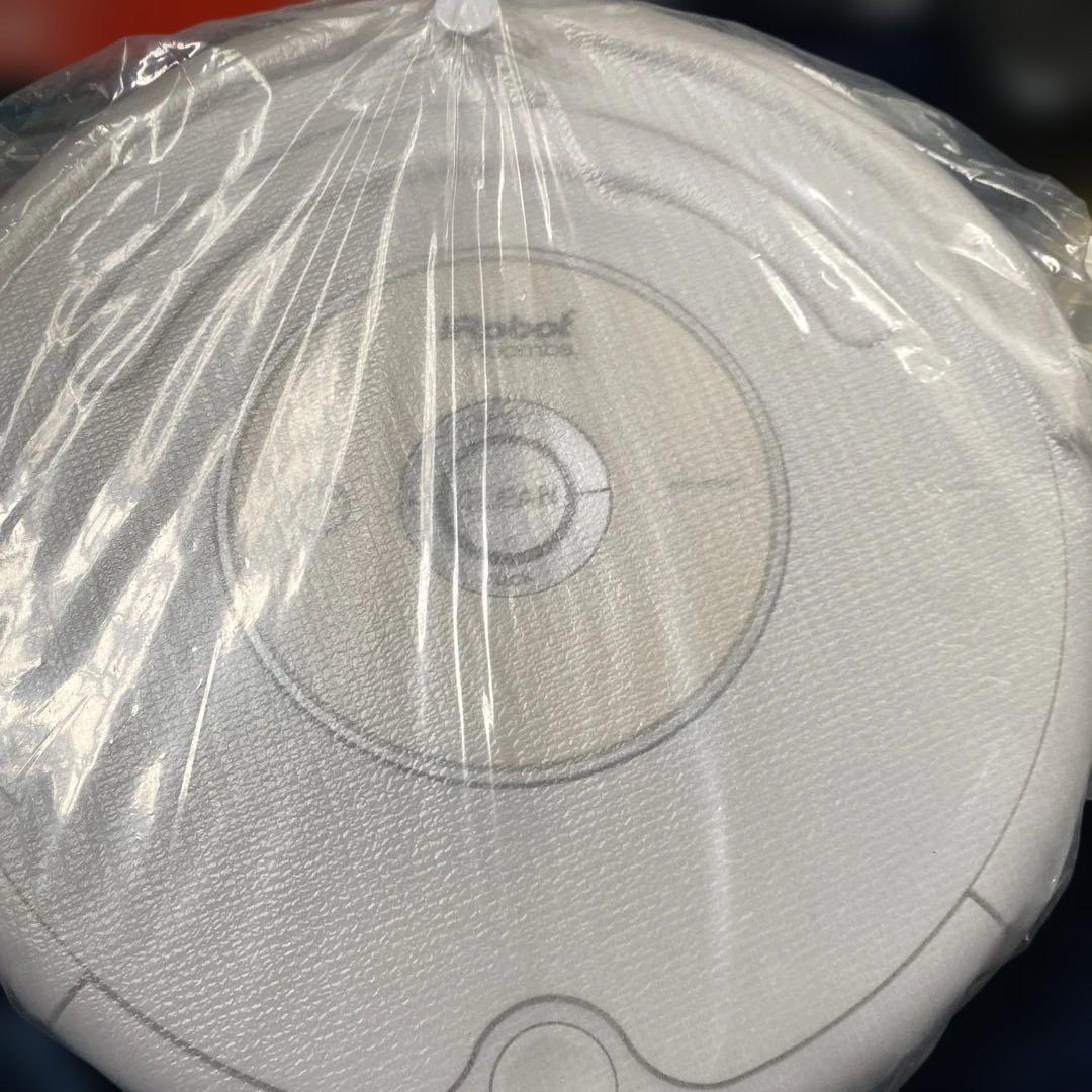 【新品未使用】iRobot Roomba 500シリーズ 本体と付属品【箱無】