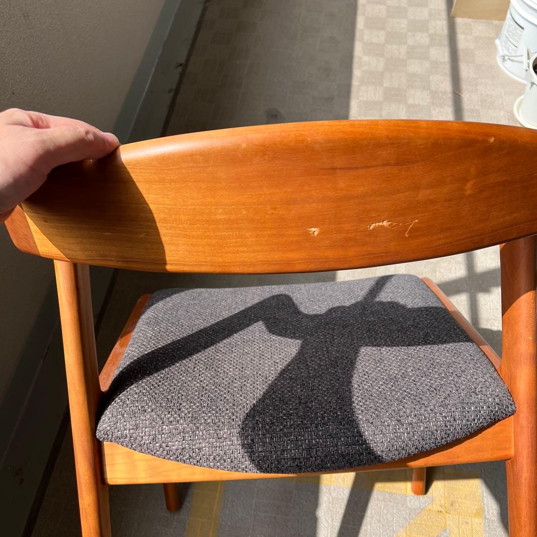 SiKIファニチャー ユナ ブラックチェリー オイル仕上げ、背面傷あり