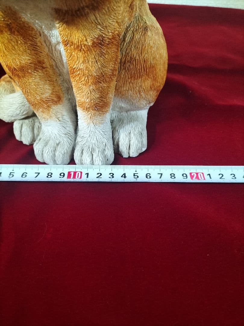 リアルなかわいい猫の置物 オレンジと白　最終値下げ