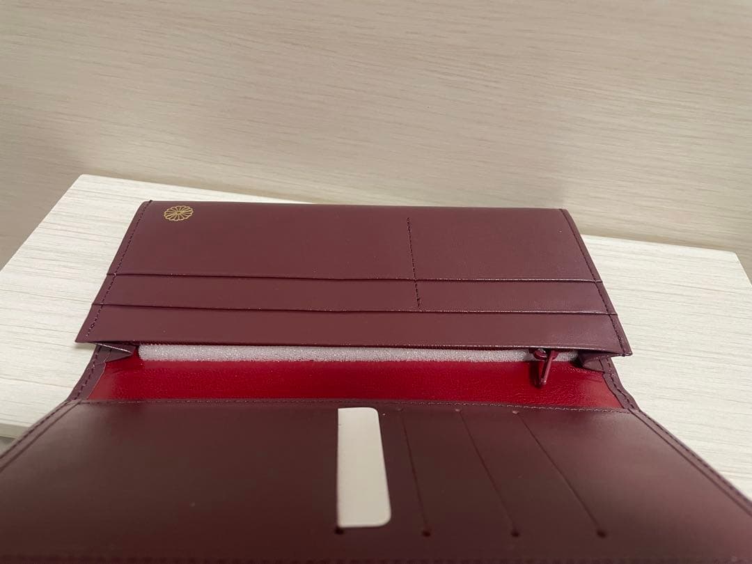 皇居　宮内庁売店　長財布　臙脂色　　ワインレッド　ボルドー　本皮　本革