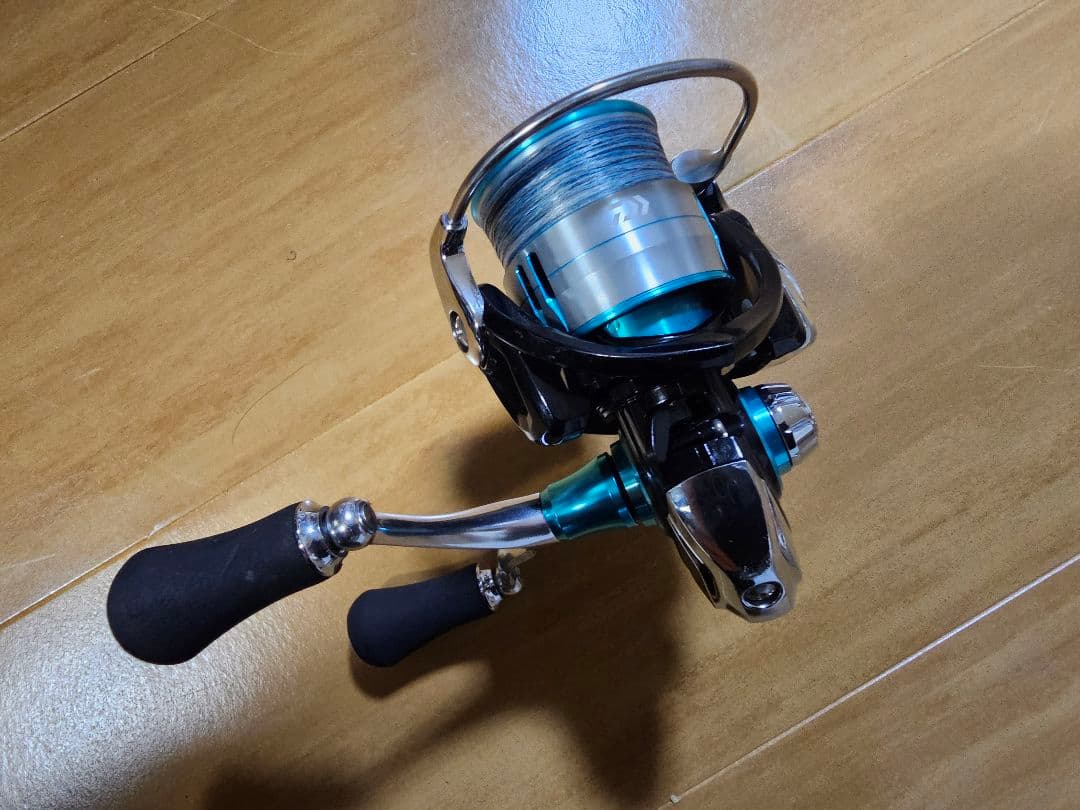 リール Emeraldas 2500S-H-DH