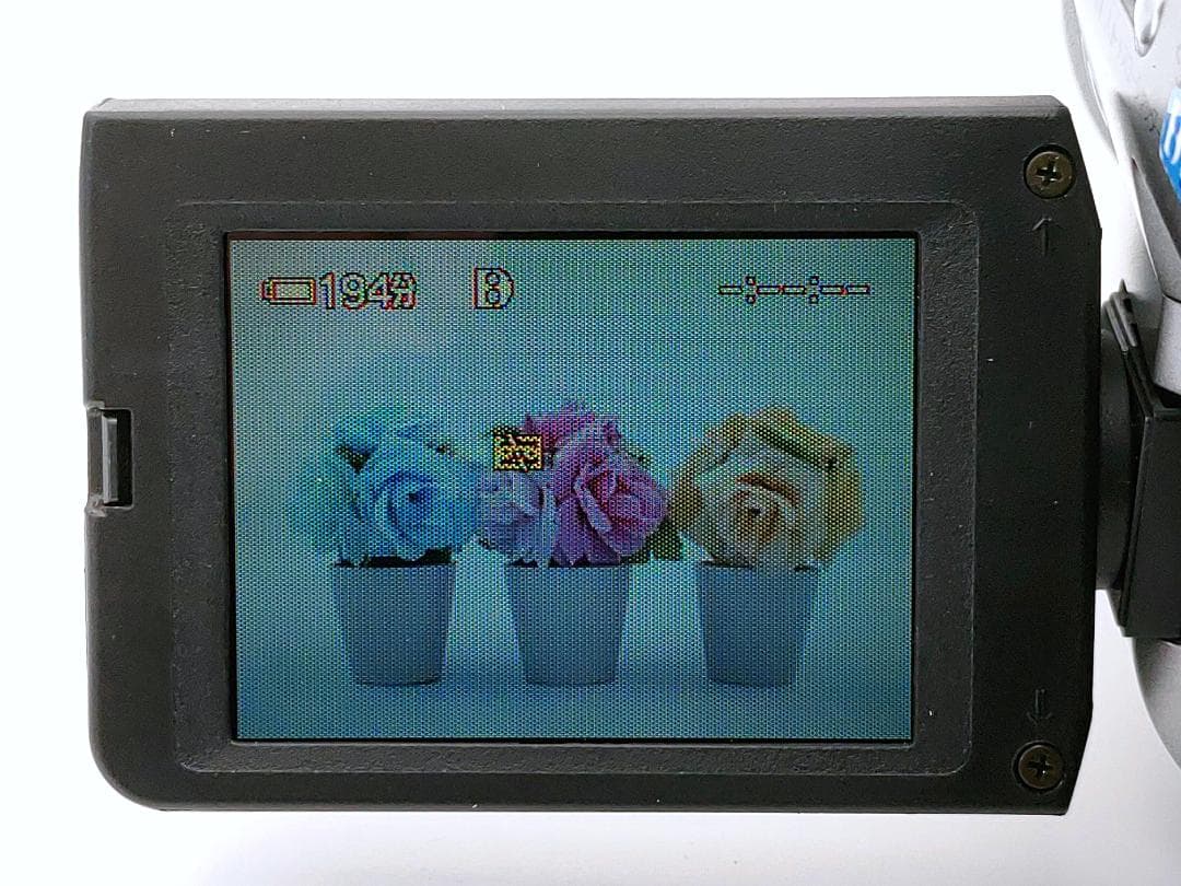 8mmテープのダビングに！ SONY ビデオカメラ DCR-TRV110