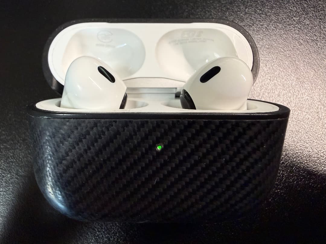 AirPods Pro 2 本体 lightning充電ケース付き(刻印あり)