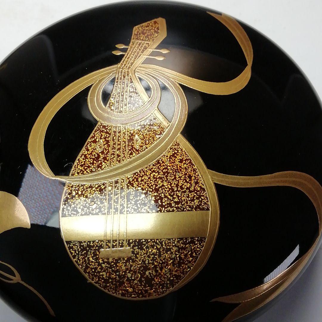 Ｓ６８８　棗　『楽器蒔絵』『大棗』『表千家　久田宗家　極箱　尋牛斎』『内銀花押』