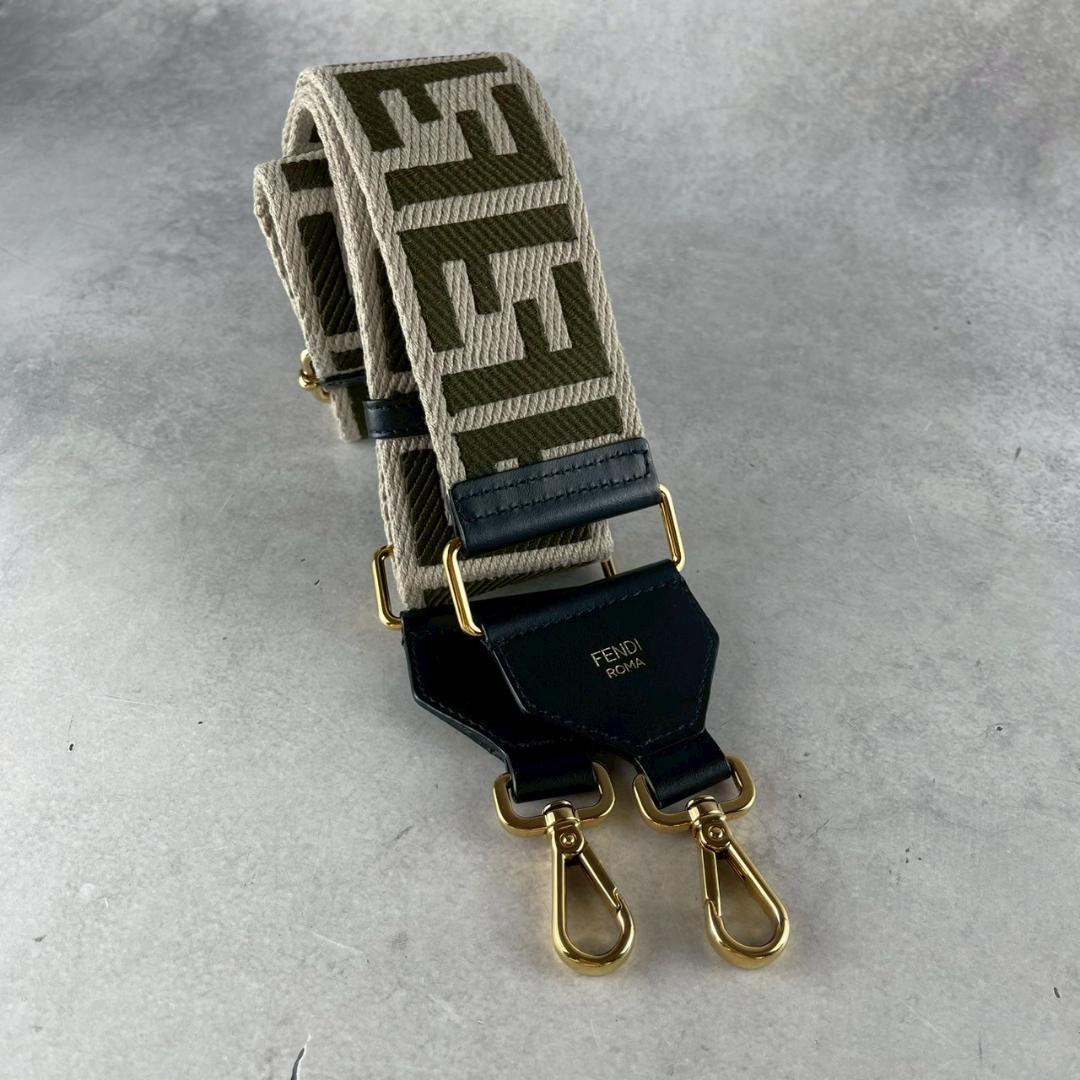 極美品✨ FENDI フェンディ ストラップ ユー ズッカ ショルダーストラップ