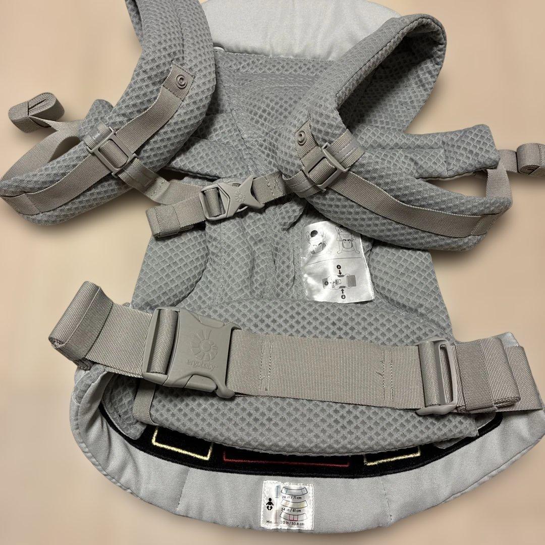 美品！エルゴ 抱っこ紐 オムニブリーズ　パールグレー