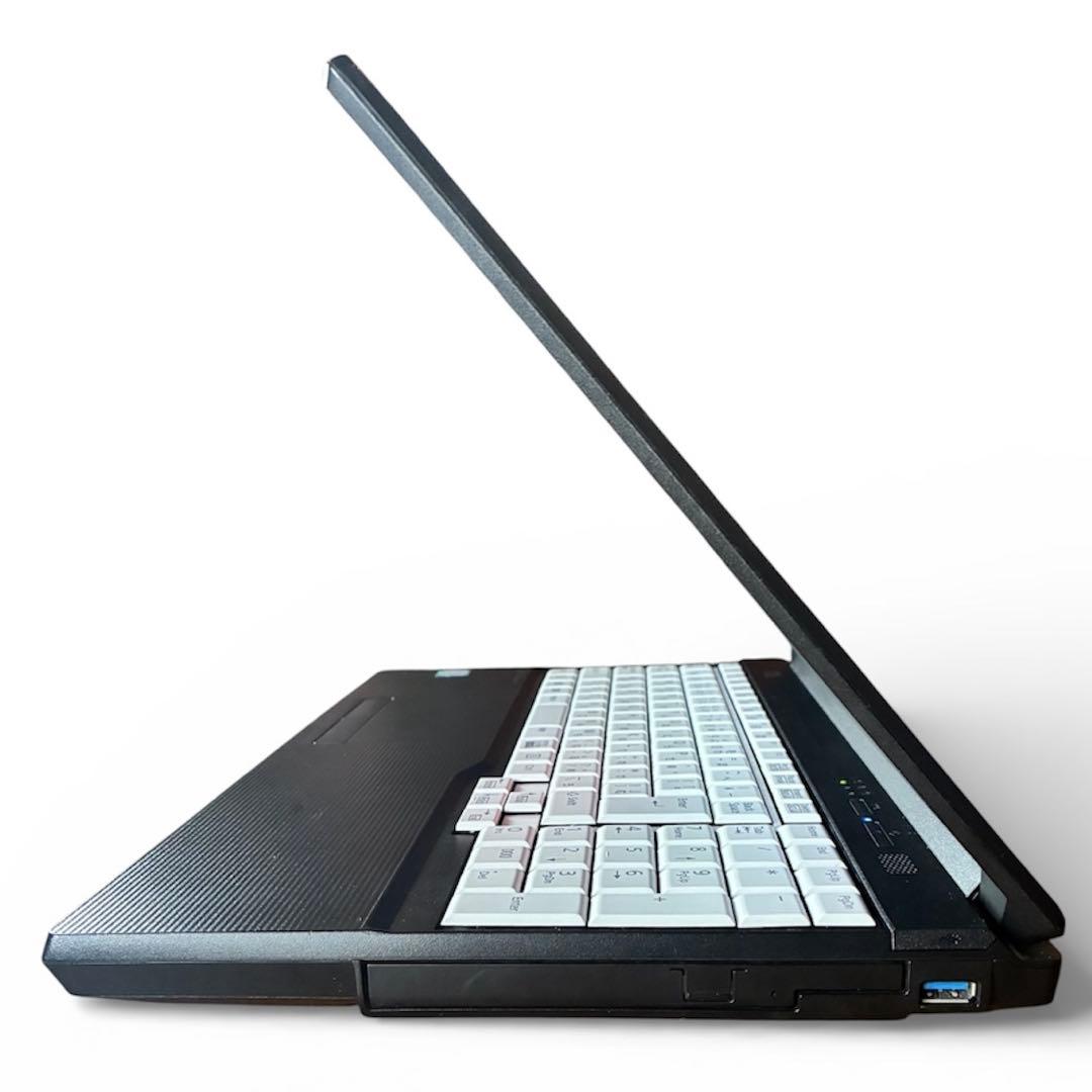 【美品】富士通 Lifebook A579 大容量SSD476GB 白キーボード