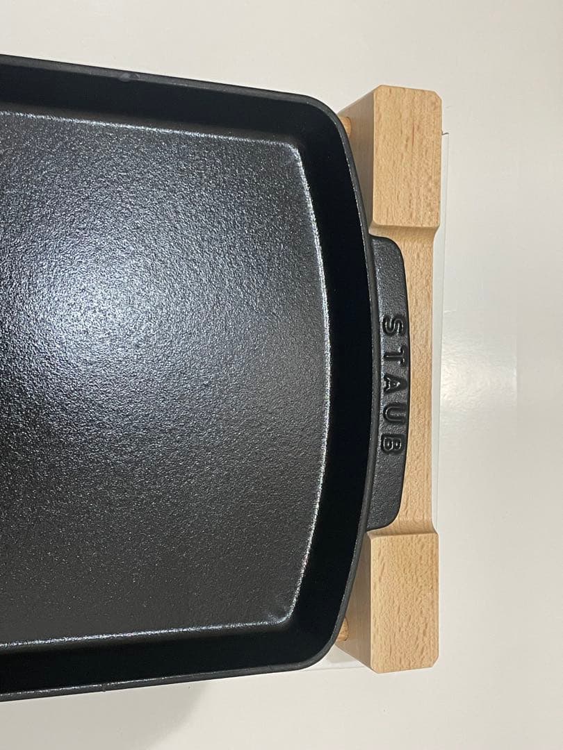 【新品】ストウブ　ステーキプレート　ブラック