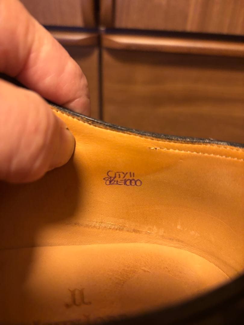 ジョンロブ　シティⅡ 8.5Ｅ