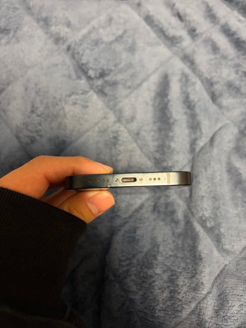 美品！！Apple iPhone 13 ミッドナイト 本体