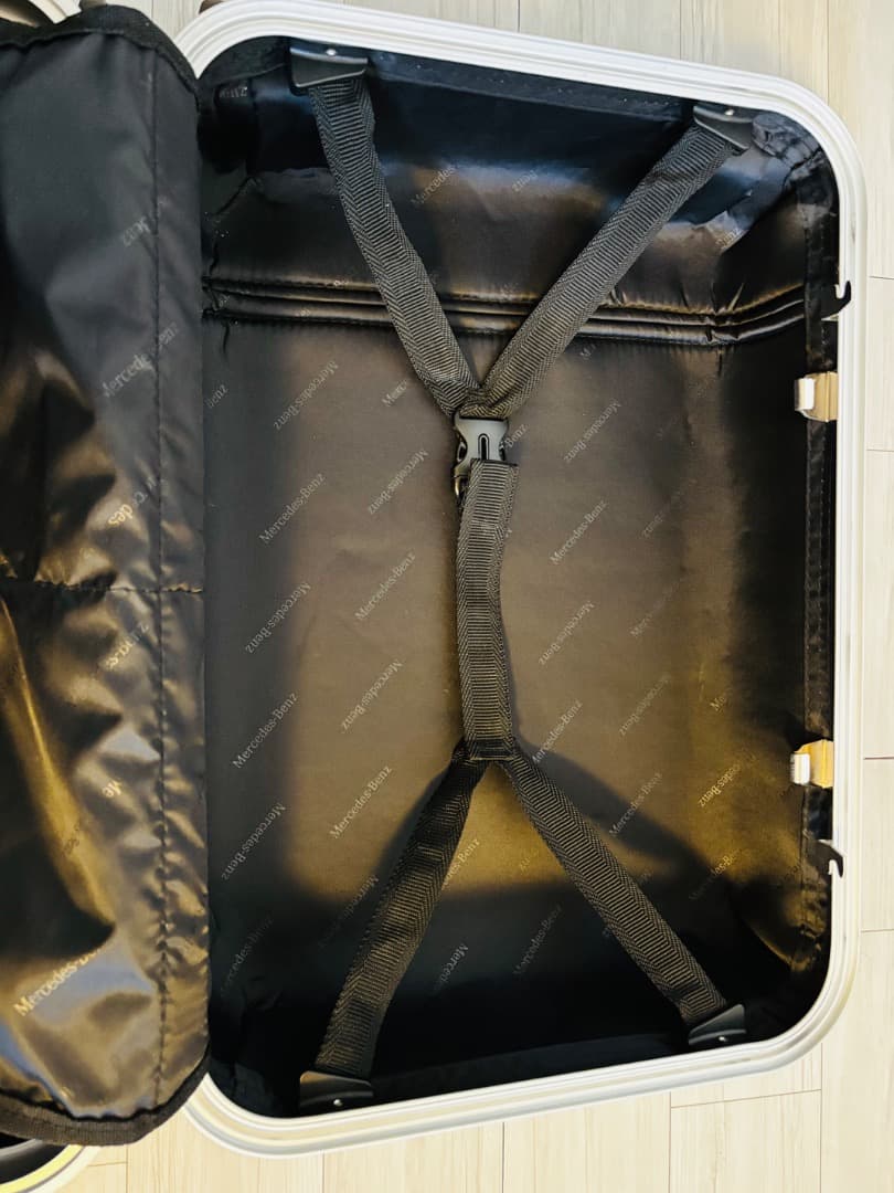 Mercedes-Benz オリジナルスーツケース