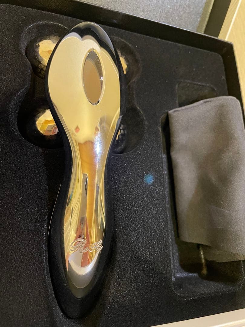 ReFa RF-FC1932B SILVER   リファ　フォーカラット　箱付き