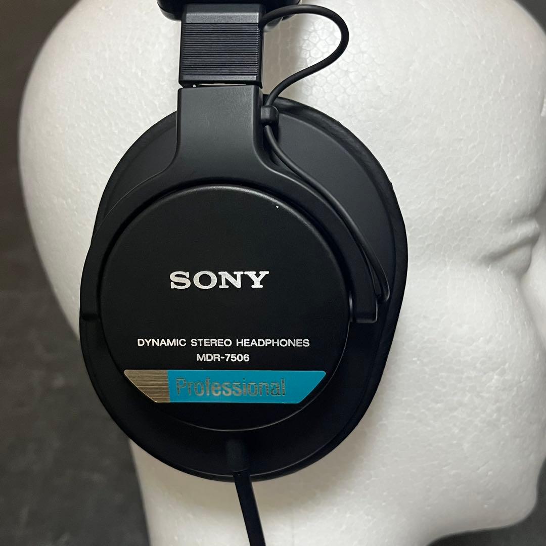 SONY ( ソニー ) MDR-7506 定番スタジオモニターヘッドホン
