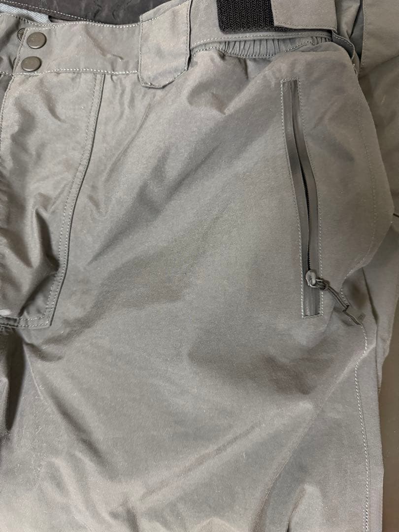 ダイワDAIWA ゴアテックス　防寒パンツ メンズM グレー　専用サスペンダー付