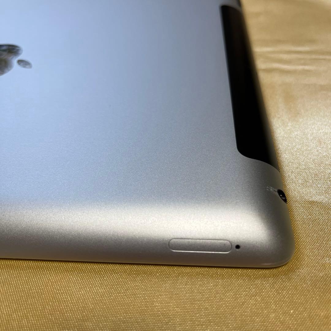 iPad 第3世代　64GB シルバー　Wi-Fi 30ピンduckケーブル