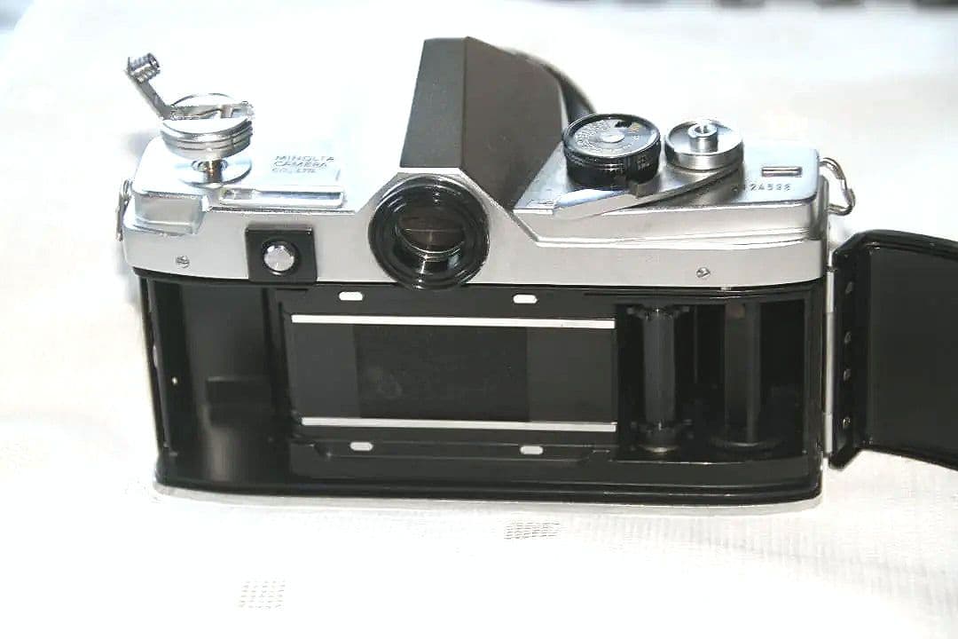 ミノルタSR7＋MC　Wロッコール－SG　28ｍｍｆ3.5付美品