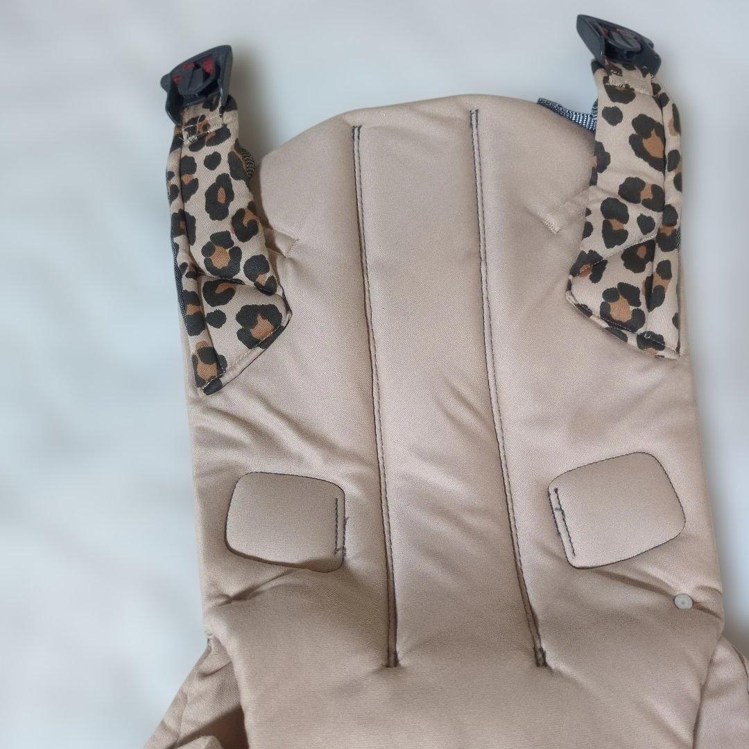 未使用　ベビービョルン ONE KAI 抱っこ紐 レオパード 豹柄 ヒョウ柄