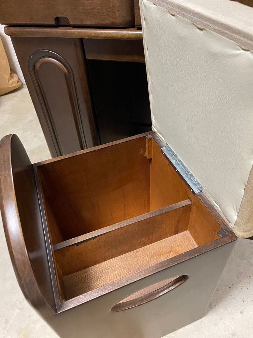 クラシック三面鏡ドレッサー ブラウン