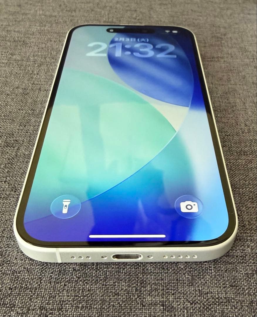 iPhone 16 256GB ホワイト（SIMフリー）