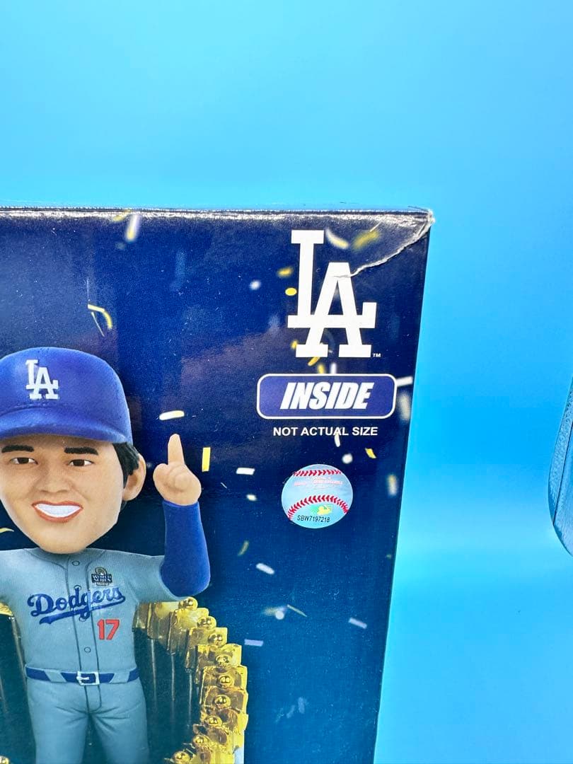 大谷翔平トロフィーボブルヘッド 優勝記念限定 ワールドシリーズチャンピオン