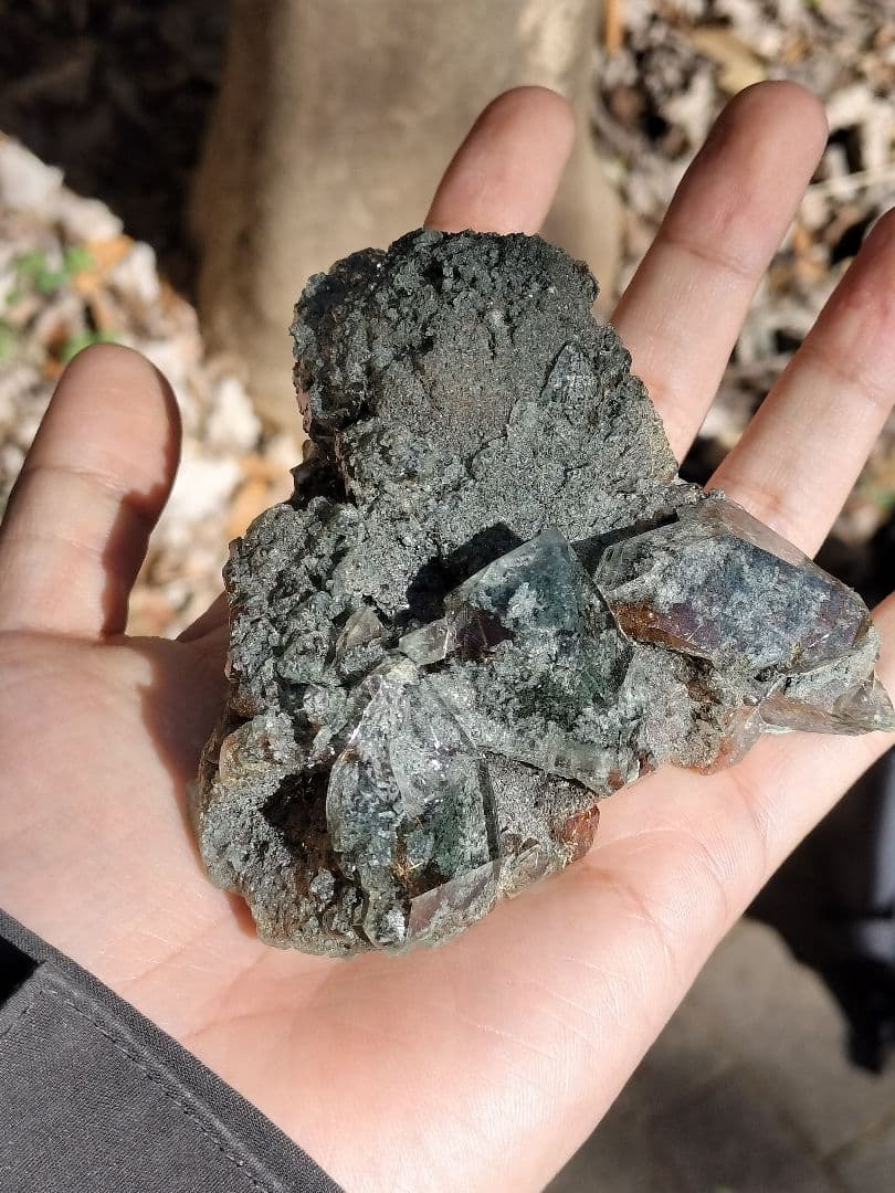 【激渋ルチル】マニハール産ルチルクォーツ原石