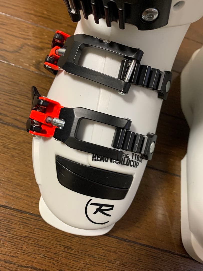 ROSSIGNOL HERO 21-22モデル スキーブーツ