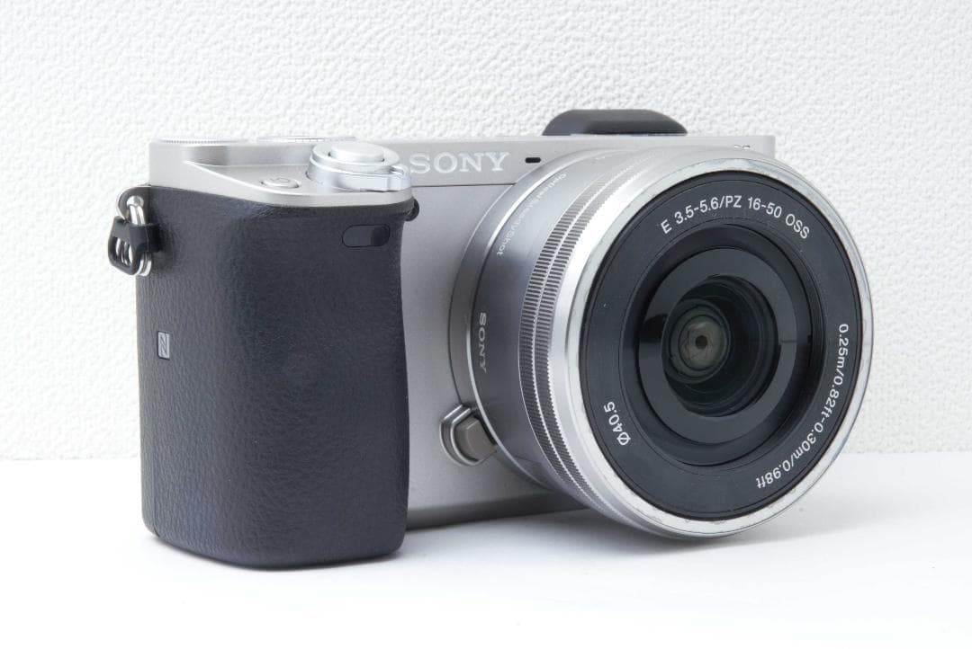 SONY　α6000　パワーズームレンズキット ミラーレス一眼
