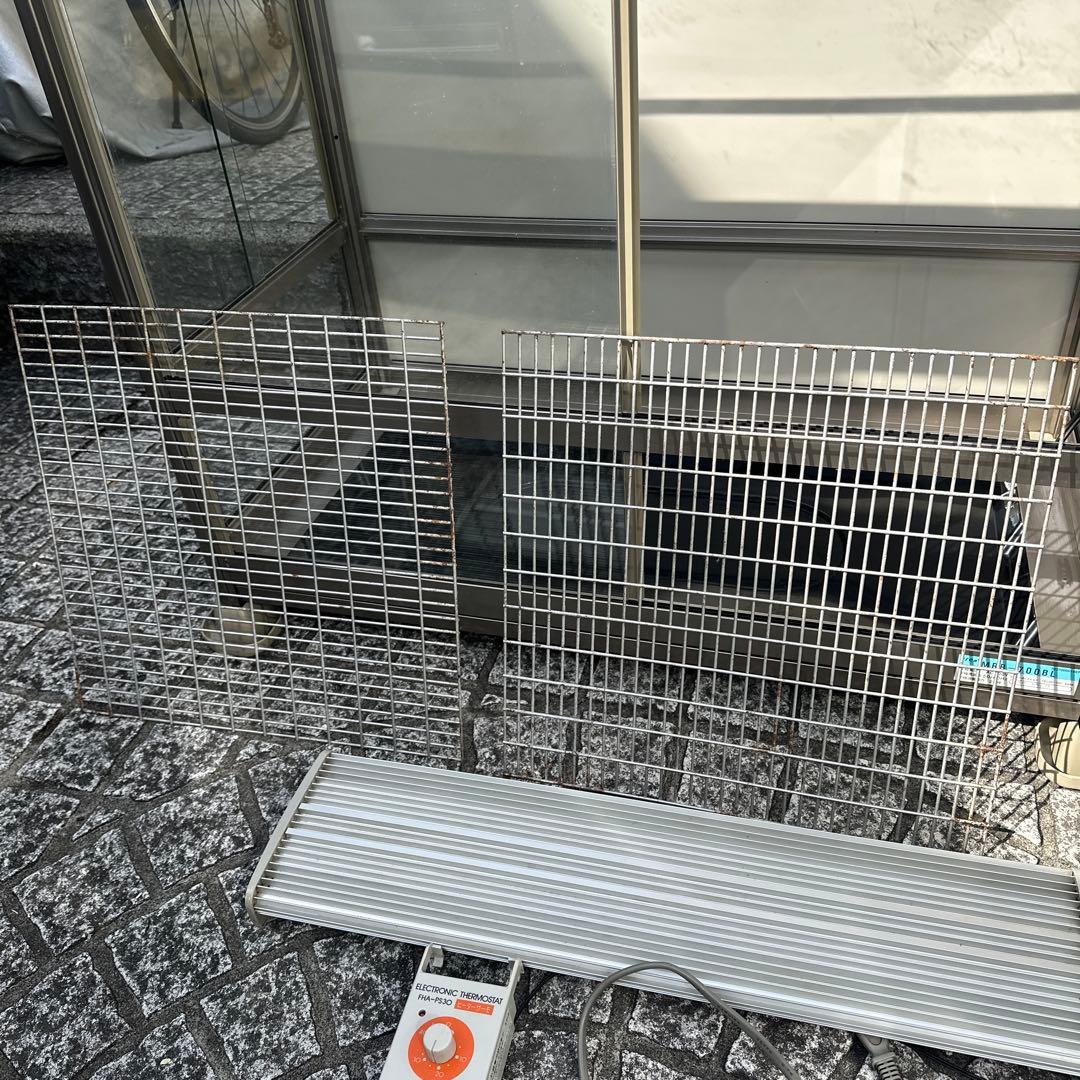 ピカコーポレーション ガラス温室とプレートヒーター＋ヒータサーモ