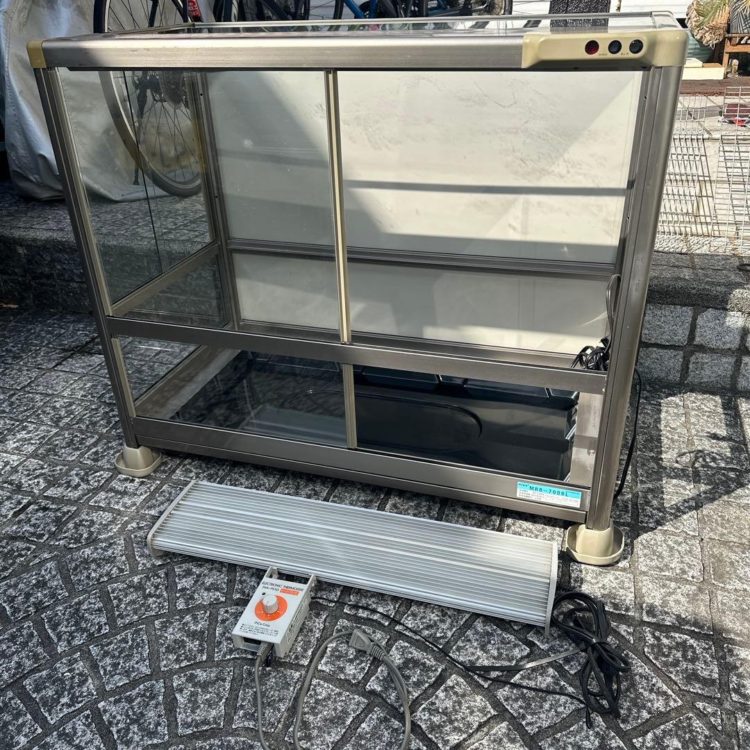 ピカコーポレーション ガラス温室とプレートヒーター＋ヒータサーモ