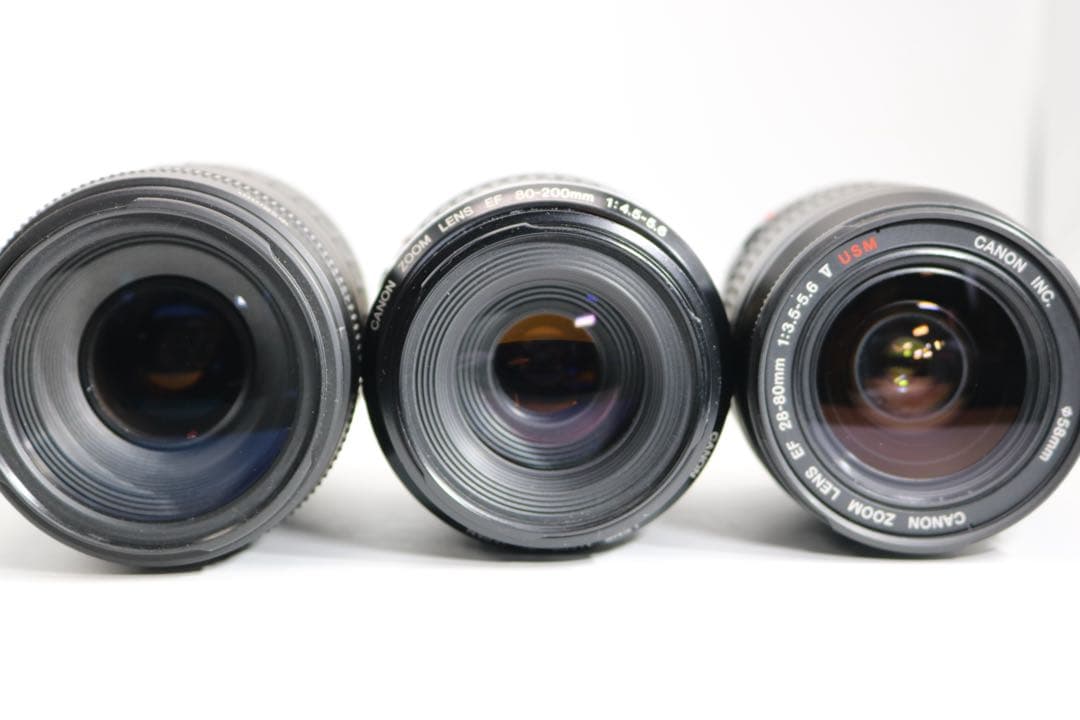 美品 【Canon EOS Kiss X5 トリプルレンズセット】 安心保証あり