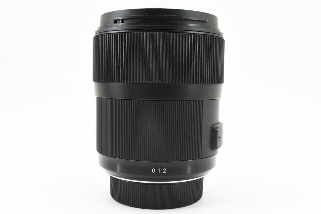 超美品　シグマ 35mm f1.4 DG HSM ニコン 箱 説明書付 C737
