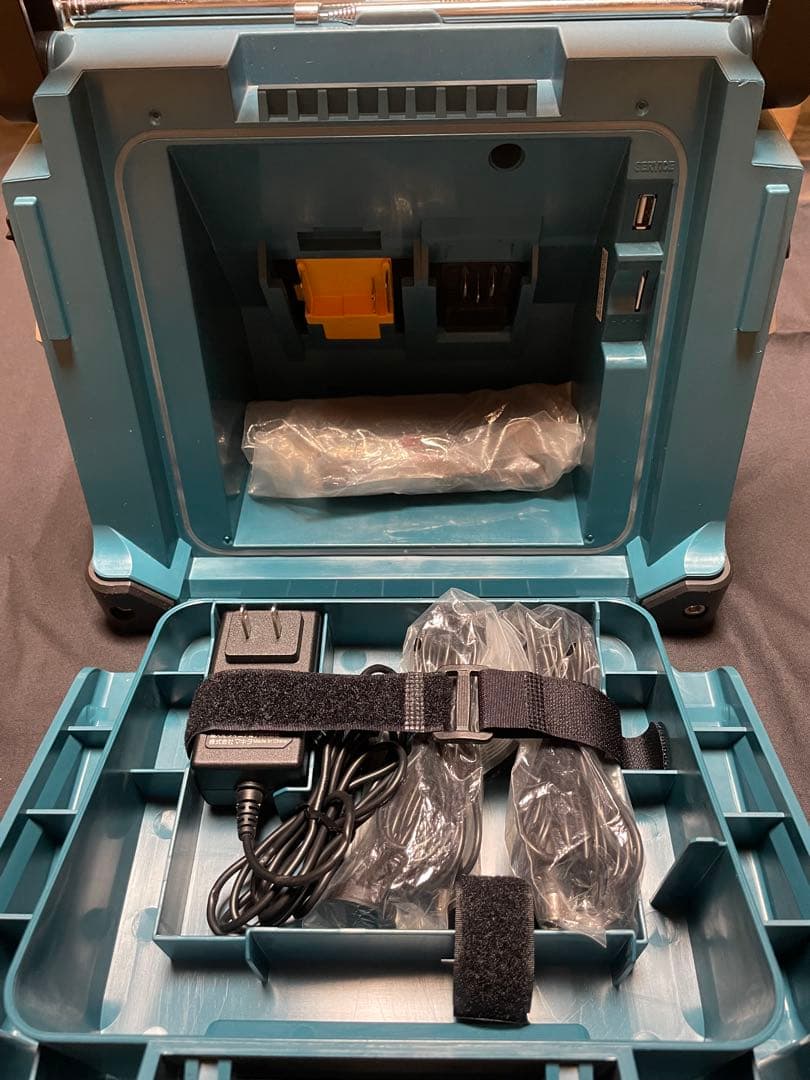 【専用】Makita CK1010 防災用コンボキット　ポータブルテレビ