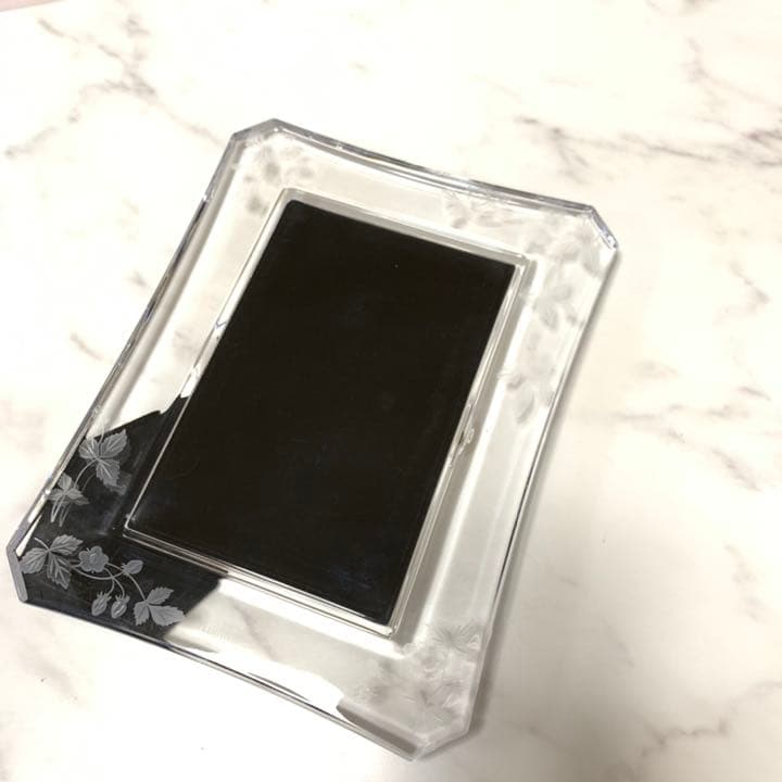 ウェッジウッド　フワイルドストロベリーアルフレスコピクチャーフレーム