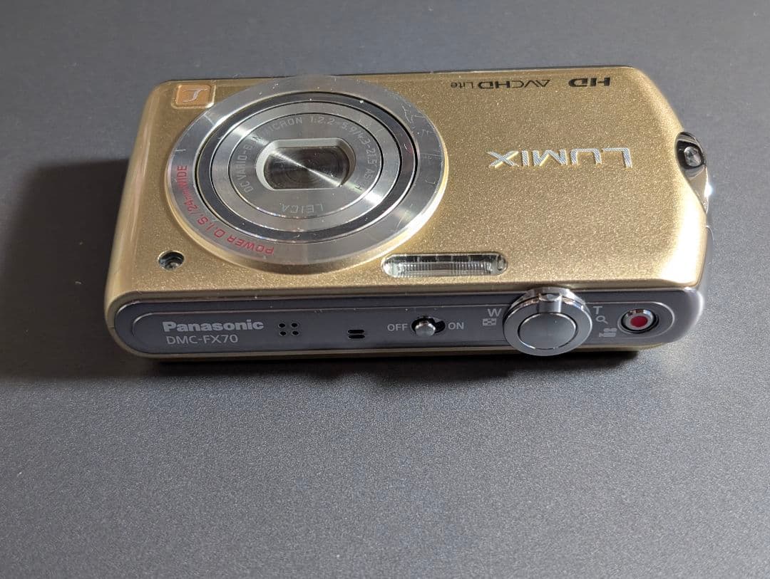 Panasonic LUMIX DMC-FX70 動作品・充電器・バッテリー付