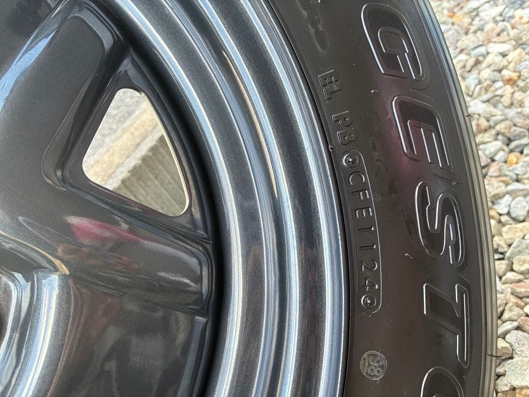 64ジムニー　純正　タイヤホイールセット　175 80 R16 美品中古品