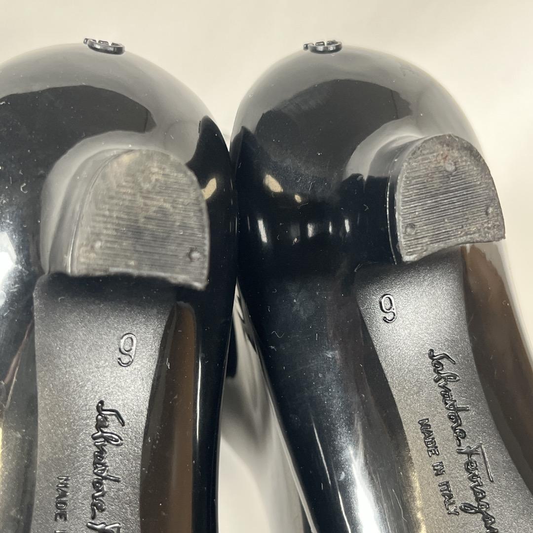 Salvatore Ferragamo ブラックレインブーツ 黒リボン付き