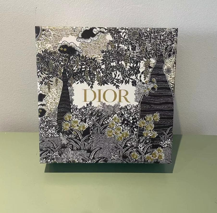 Dior 黒レザーベルト ロゴ入り
