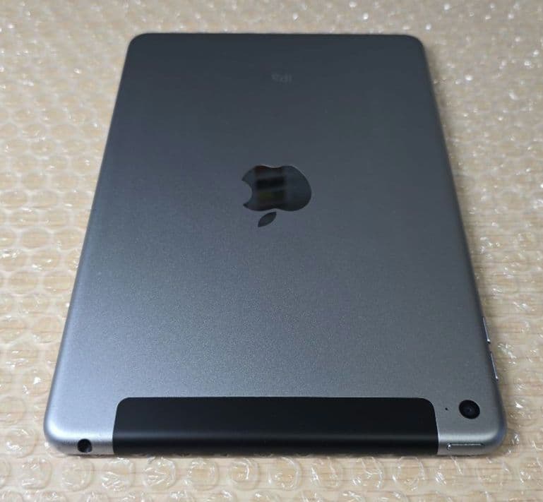 ぱ*?様 訳あり◼️iPad mini 4◼️128GB◼️バッテリー極良品◼️