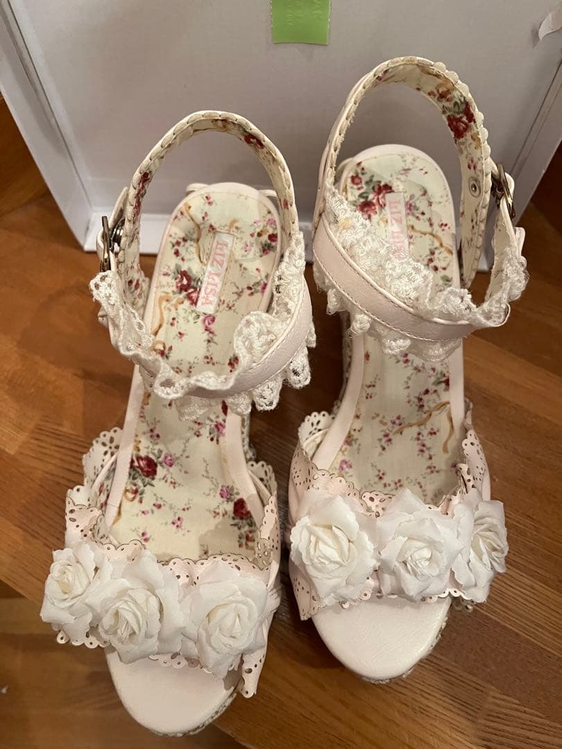 LIZ LISA 花柄　白　M