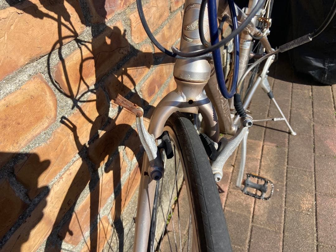 GIANT クロスバイク　エスケープr3 シャンパンゴールド