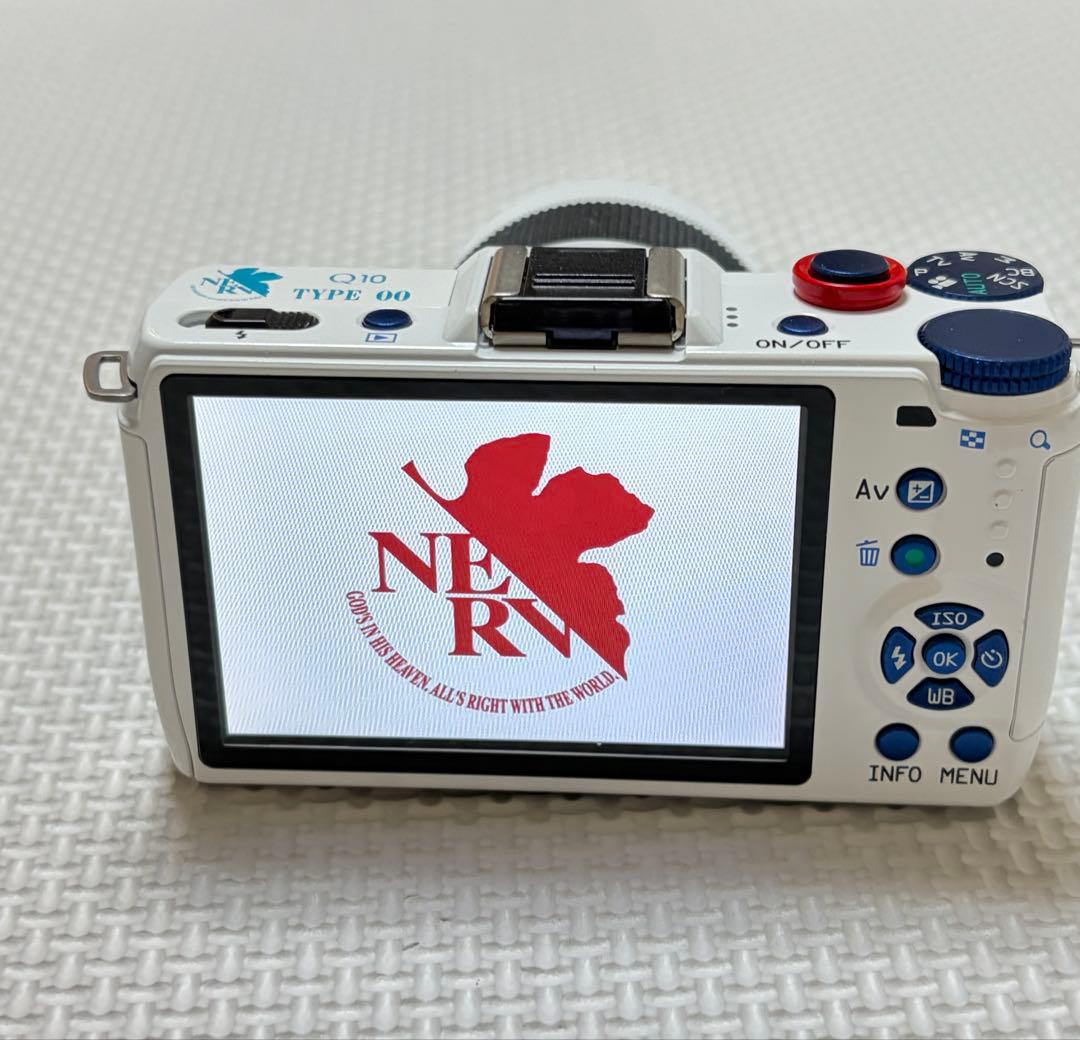 ペンタックス Q10 エヴァンゲリオンモデル TYPE00 : レイ