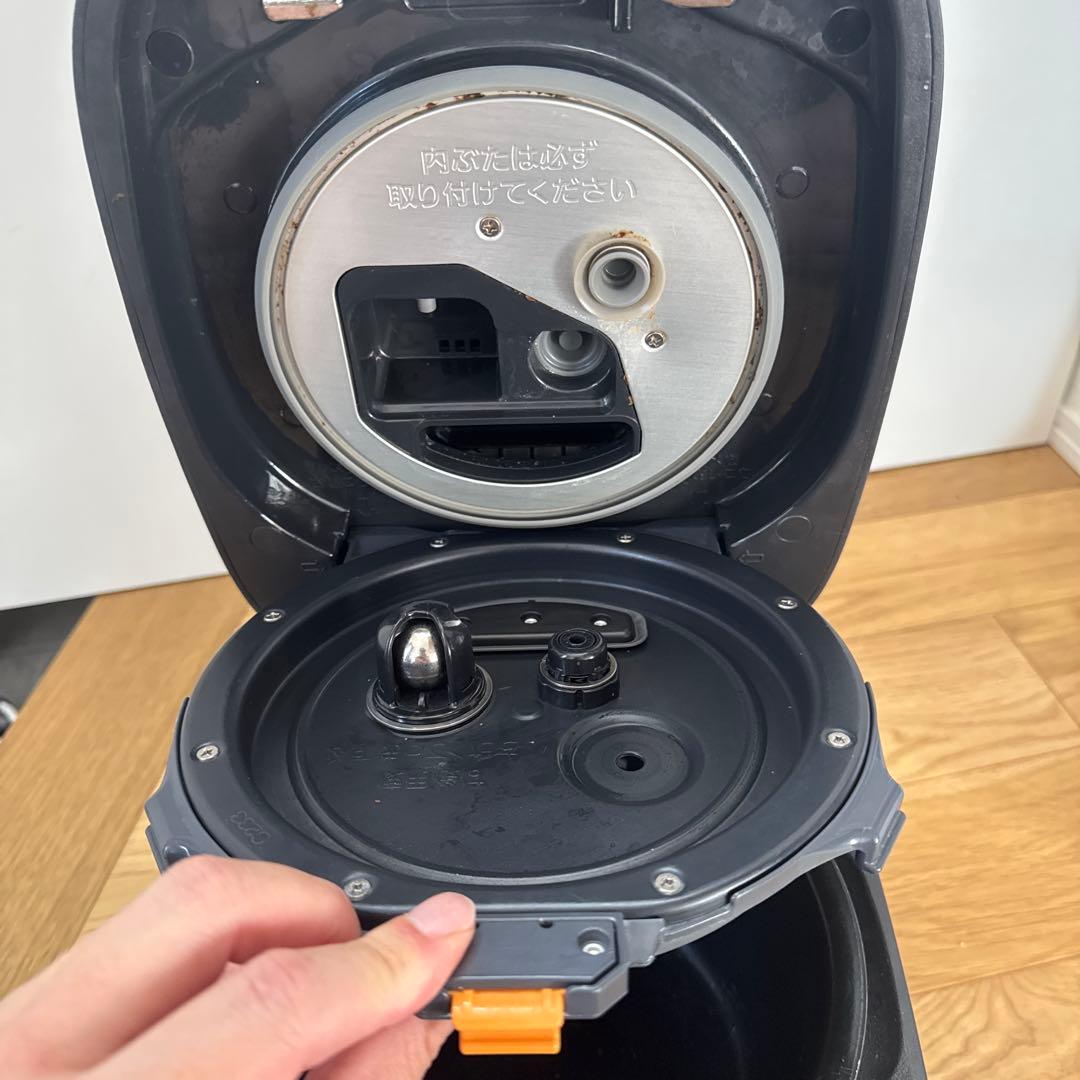 Zojirushi 圧力炊飯器 NW-US07 黒