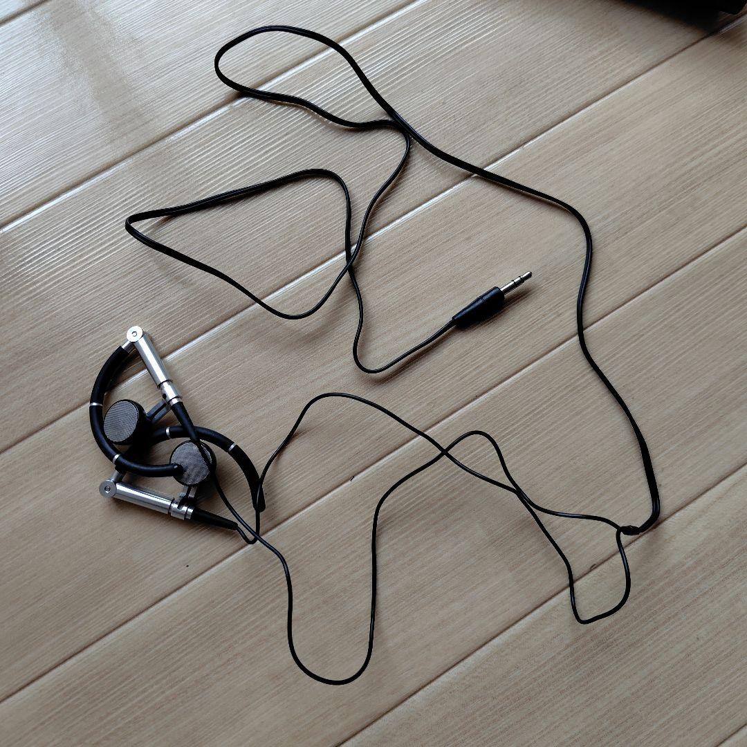 フック型イヤホンとレザーケースセット