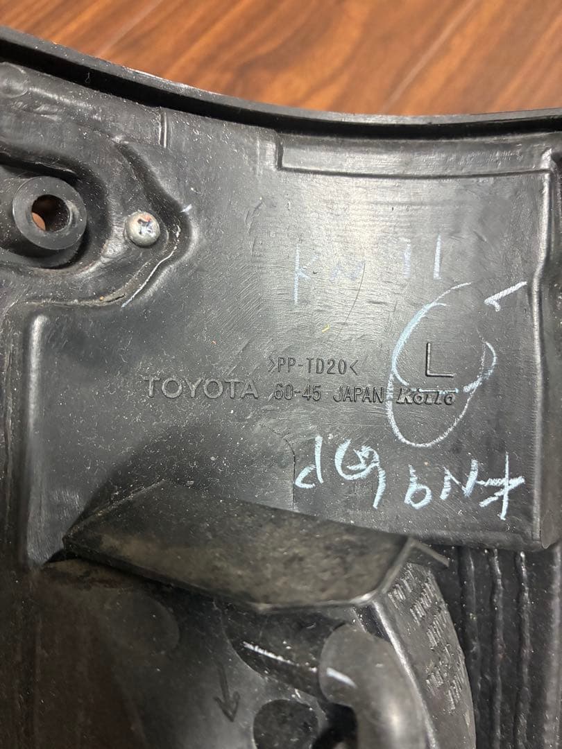 美品 78 プラド TOYOTA テールランプ 純正品