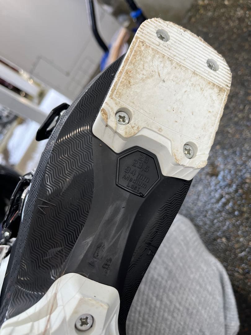 atomic アトミック スキーブーツ