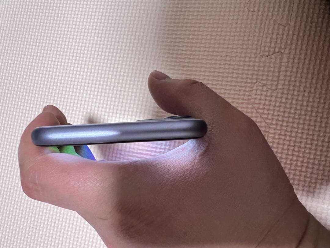 美品 iPhone 11 64GB パープル 本体 SIMロック解除