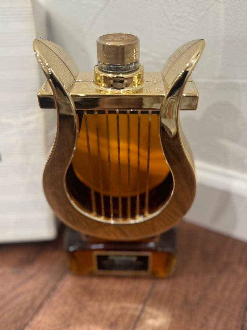 サントリーウイスキー スペシャル・リザーブ 楽器シリーズ ハープボトル 特級